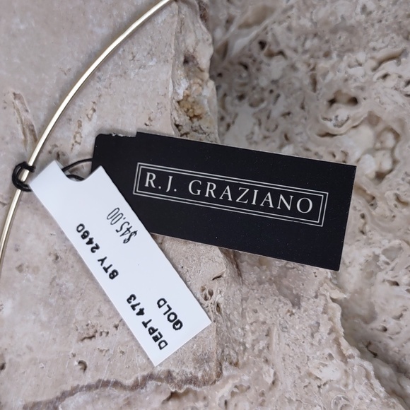 R. J. Graziano Pearl Choker - Picture 4 of 4